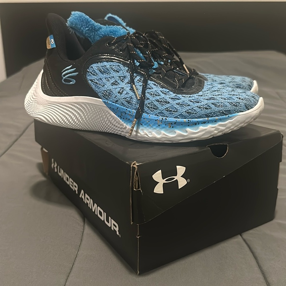 Under Armour Curry “Cookie Monster” Basketball Sneaker sz 10